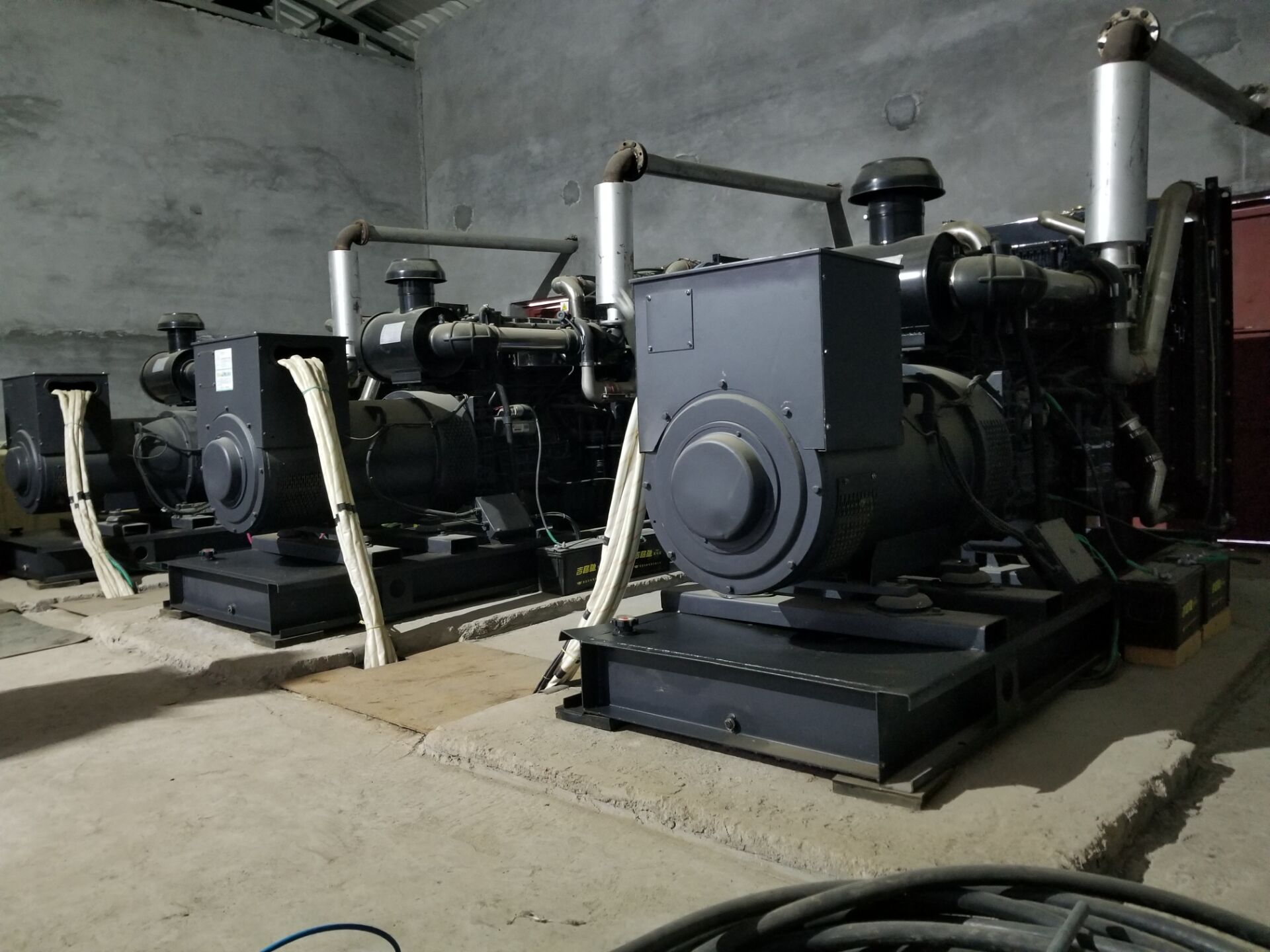 發(fā)電機并機