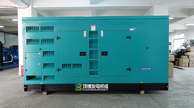 頂博靜音柴油發(fā)電機組：為醫(yī)院、學(xué)校等場所提供寧靜且穩(wěn)定可靠的電力保障